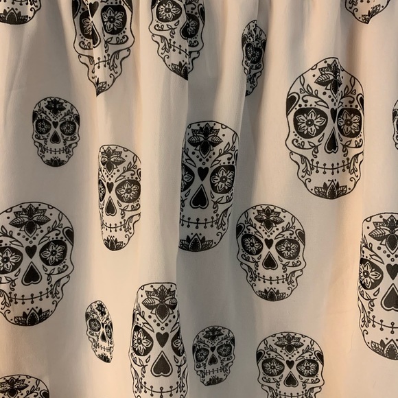 High-low sugar skull print skirt - Picture 5 of 5